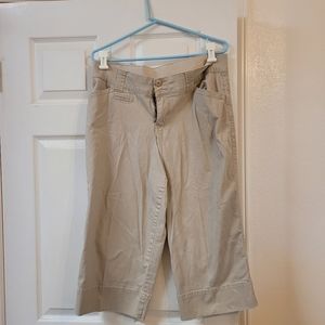 Lane Bryant capri beige pants 14